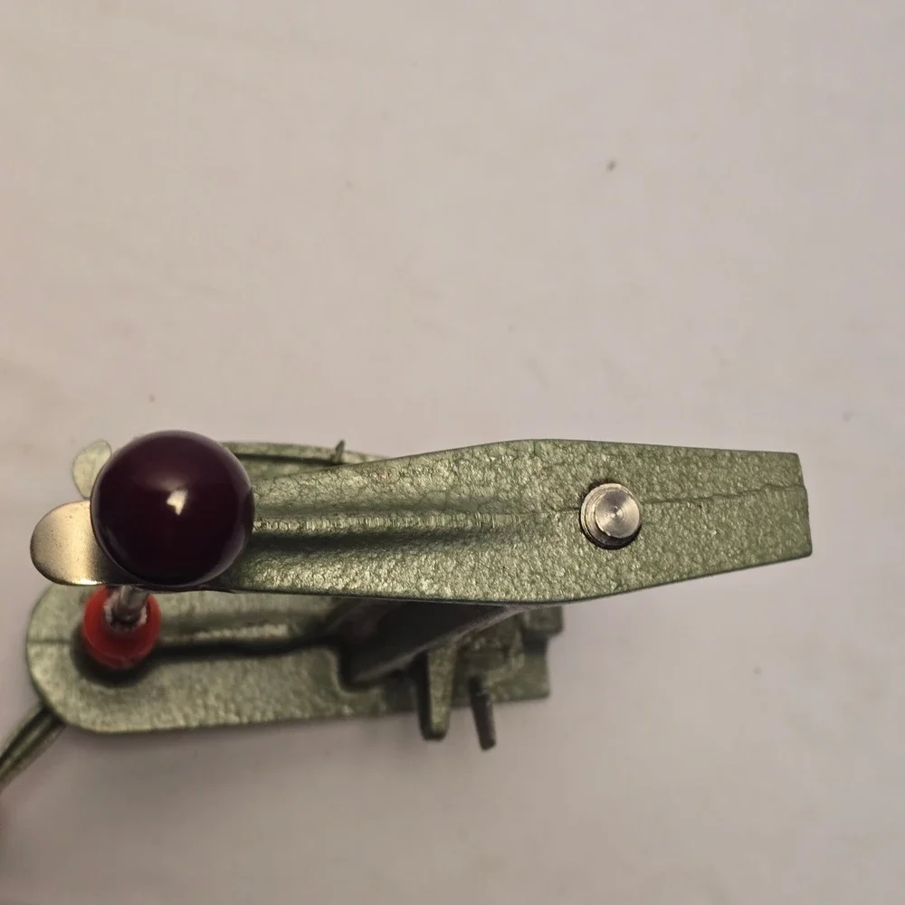 Vintage PEFRA Apple Peeler Corer Made in Germany‎ Green Cast Metal Hand Crank